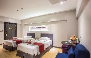 Nouvo City Hotel