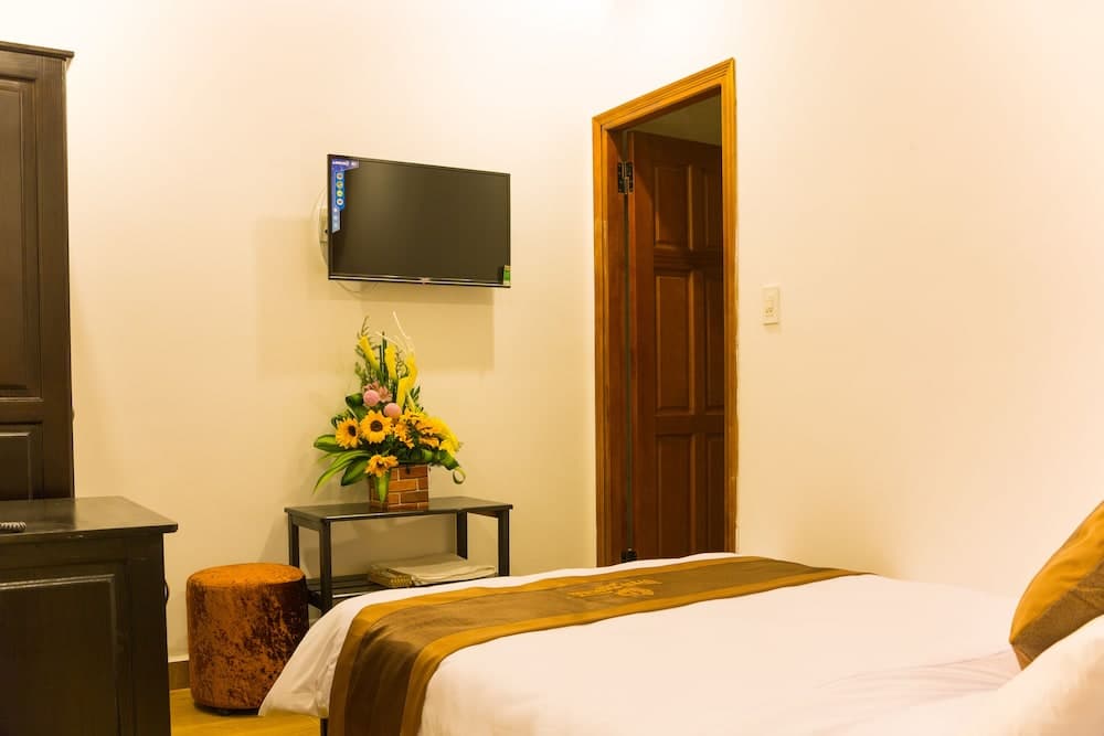 Uyen Phuong Hotel