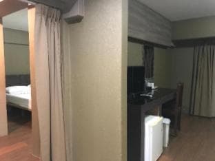 Watana Hotel