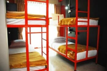 Silom Art Hostel