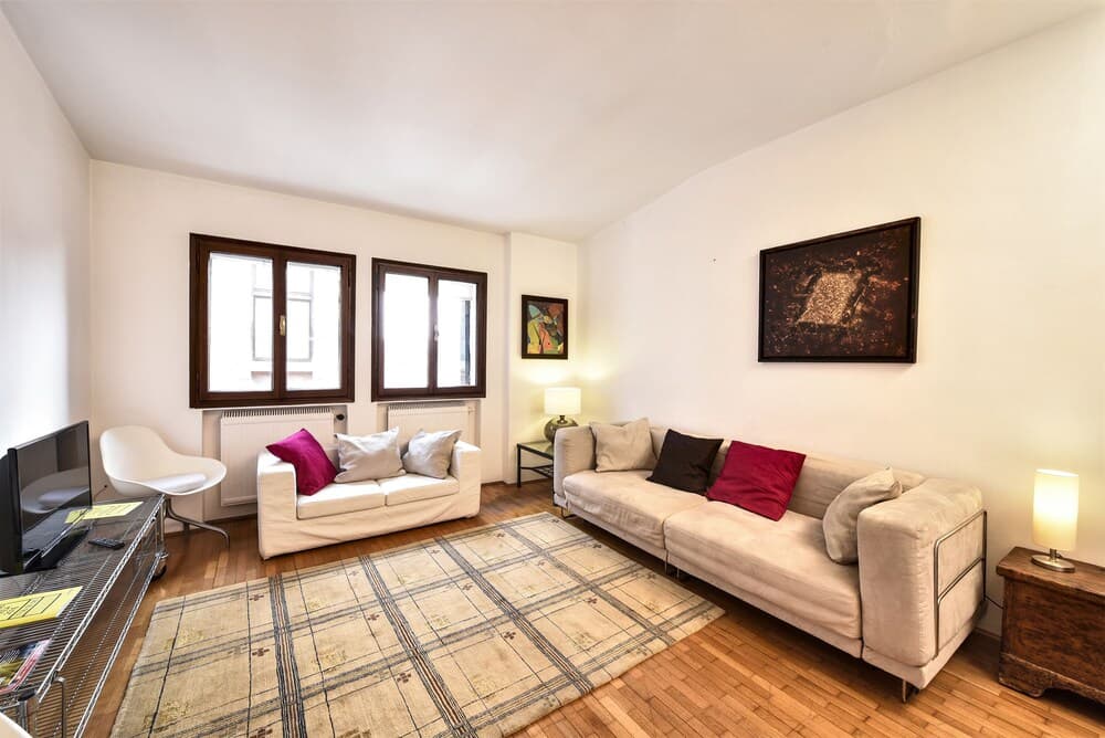 Santa Maria Formosa Apartments