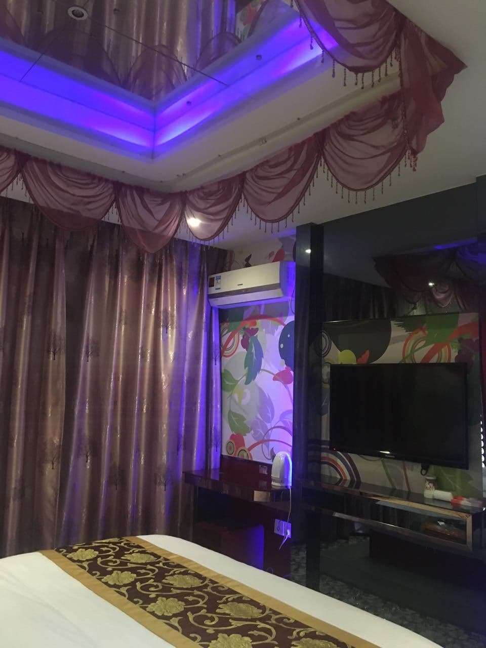 Zhuming Fashion Hotel