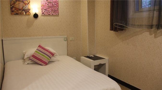 Hi Inn (Shanghai Dongan Road)