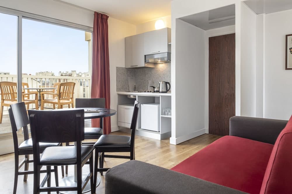 Aparthotel Adagio Access Paris Tour Eiffel St Charles