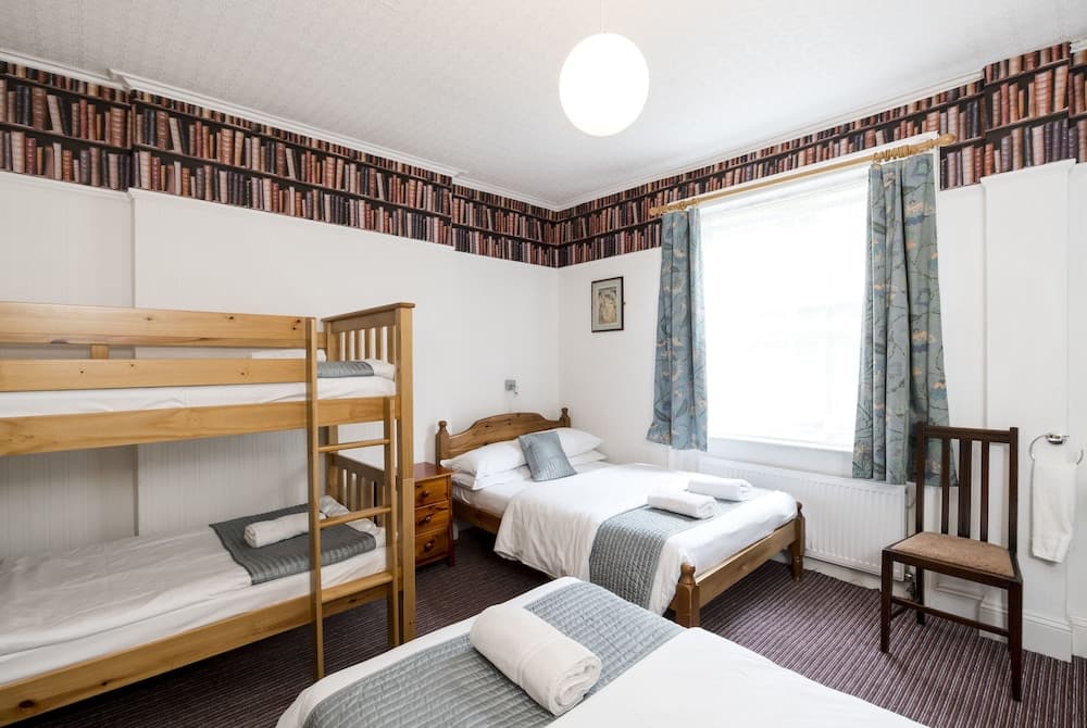 St Athans Hotel