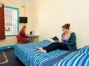 Jolly Swagman Backpackers
