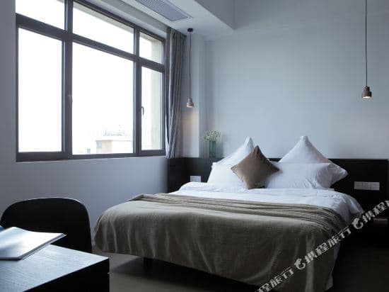 base PUSAN Serviced Apartment