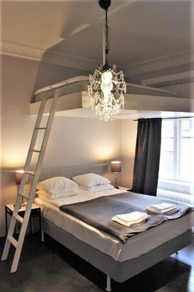Unique Hotel