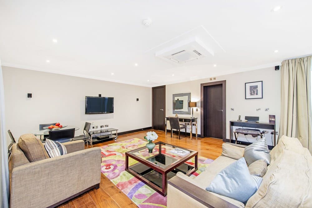 130 Queen's Gate Apartments