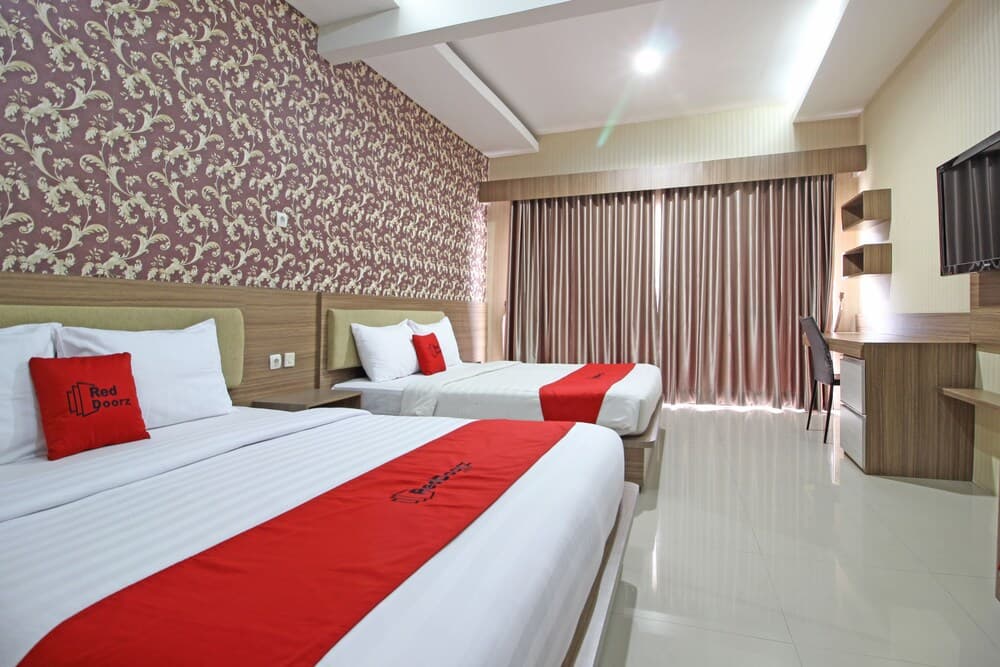 RedDoorz Near Jogja City Mall