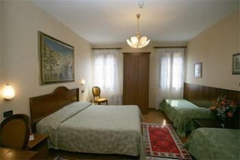 Hotel Florida（closed）