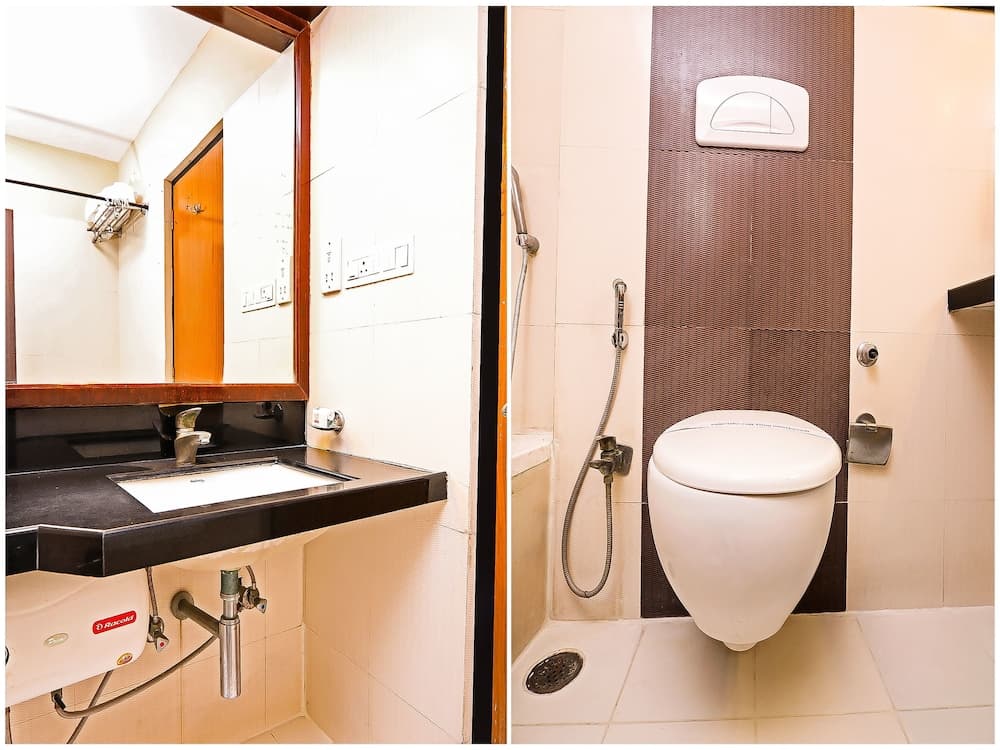 OYO 16050 Amer City Heritage Hotel