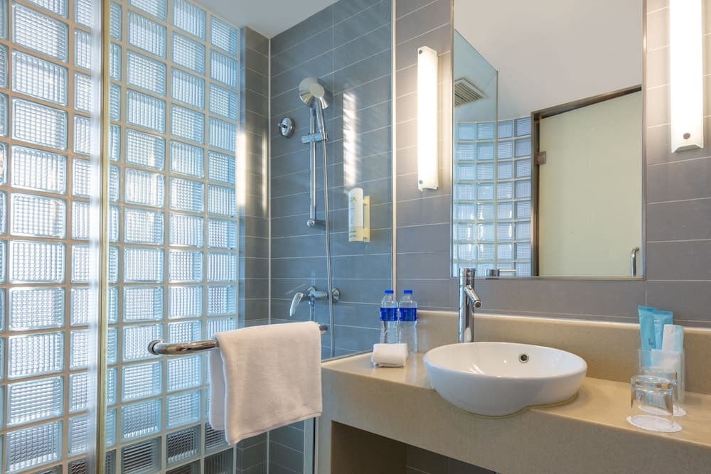 Holiday Inn Express Shanghai Jinqiao Central