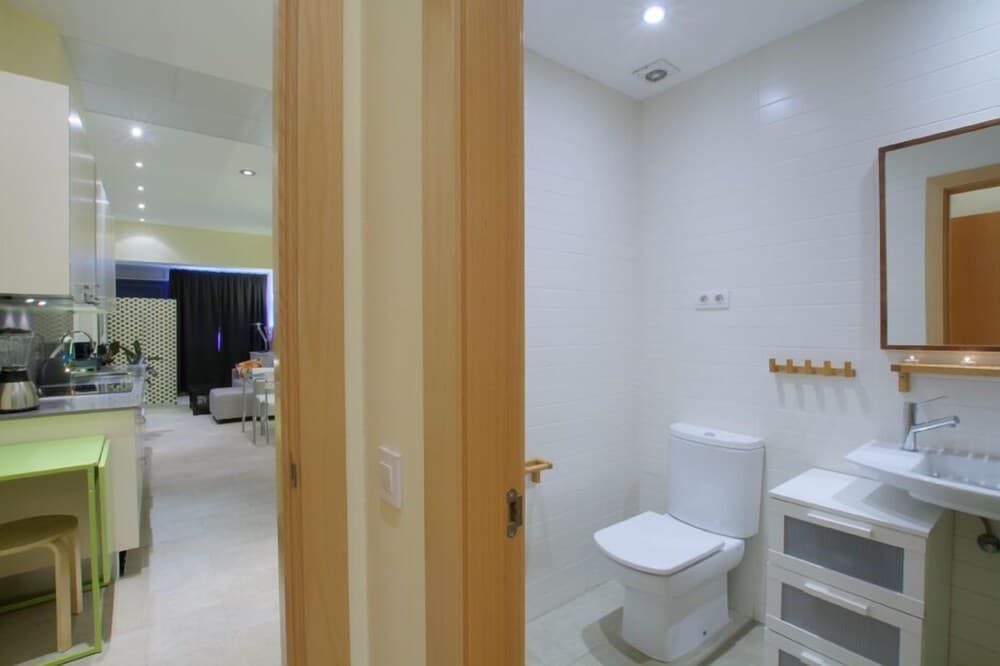 HOMEnFUN Camp Nou Stadium Apartment