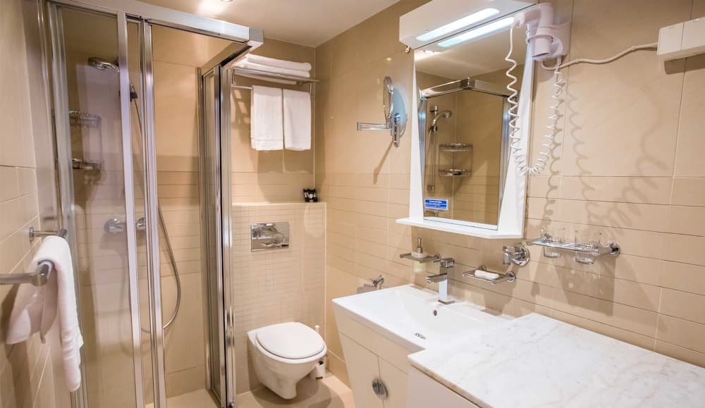 NORWEGIAN HOTELS AND APARTMENTS