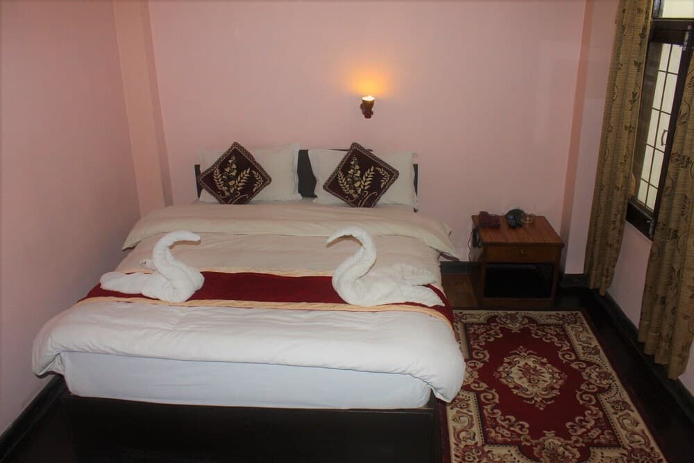 Festoon Hotel