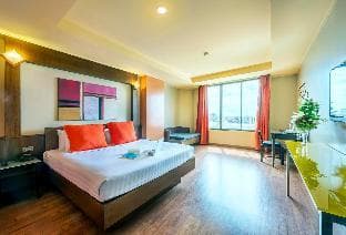 Graph Hotel