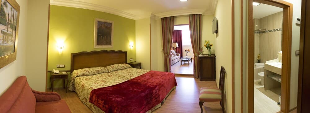 Hotel Reina Cristina