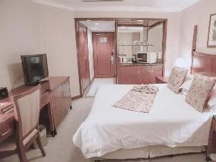 Charms Hotel