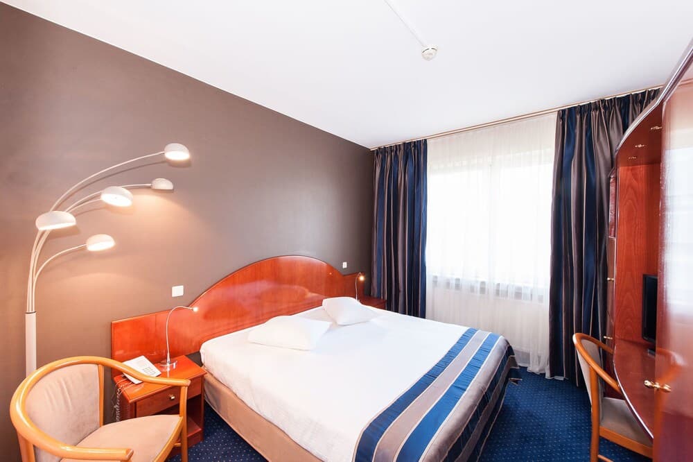 Hotel Midi-Zuid