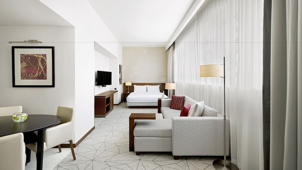 Hyatt Place Dubai Al Rigga