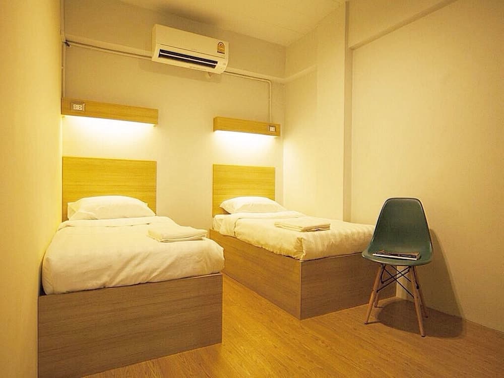 Micro Hostel