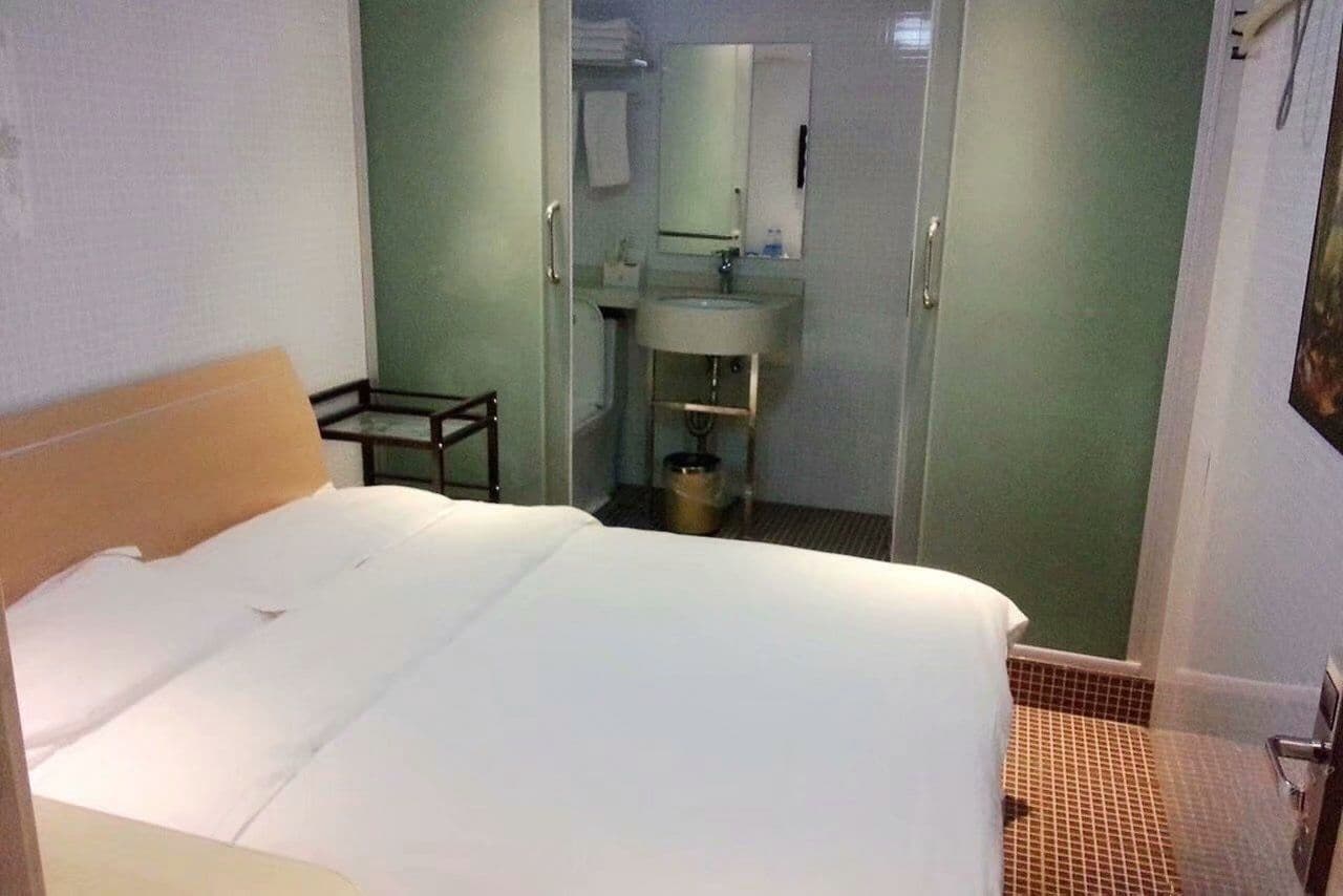 Zhihao Business Hotel