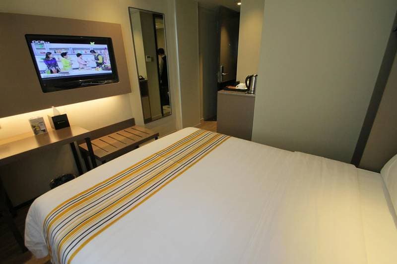 Home Inns Plus Shanghai Xujiahui Branch