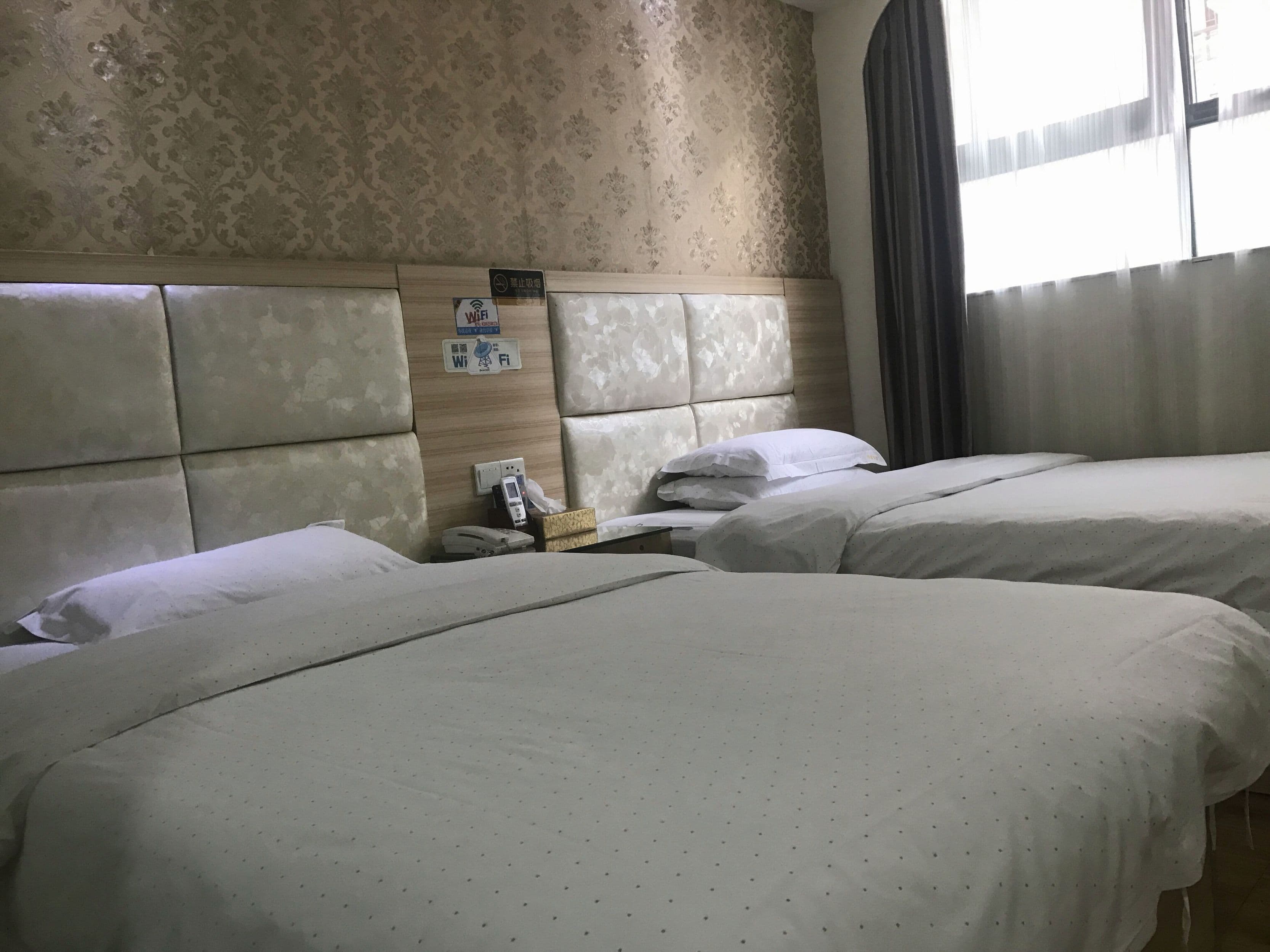 Tongfu Business Hotel
