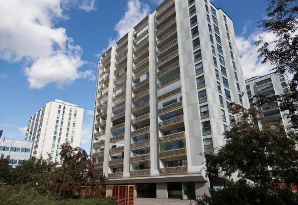 Seaside Downtown Apartment
