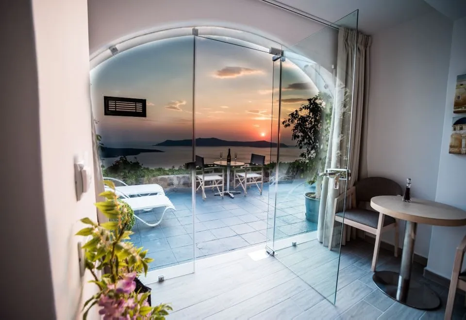 Kratiras View Luxury Suites