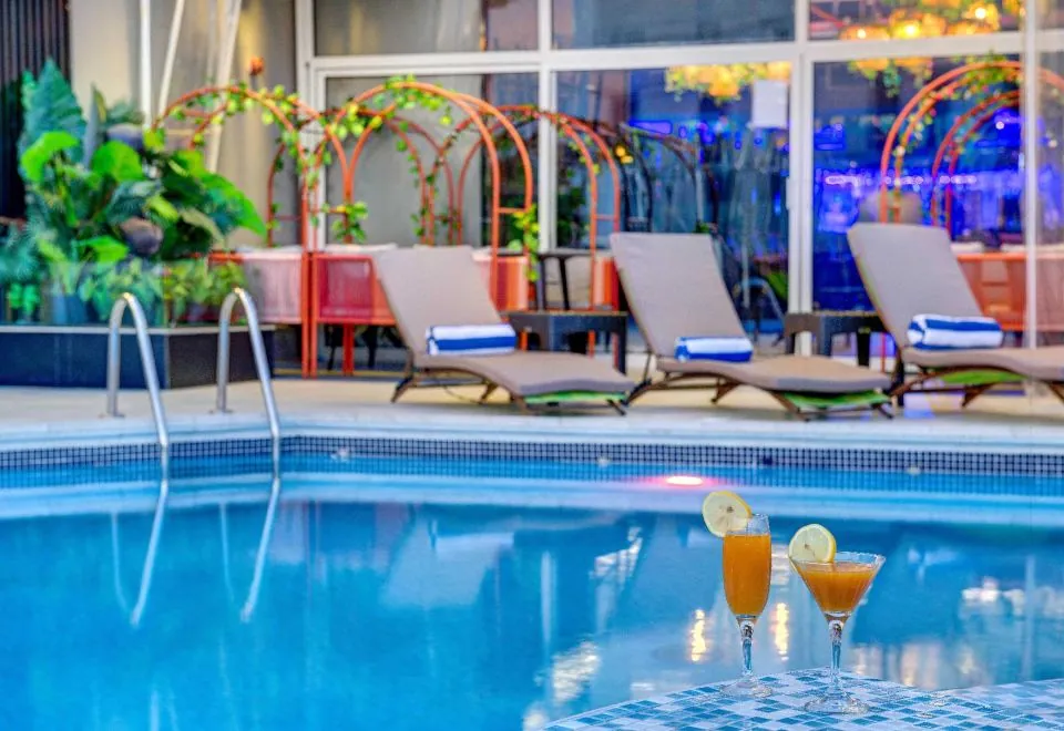 Howard Johnson Plaza By Wyndham Dubai Deira