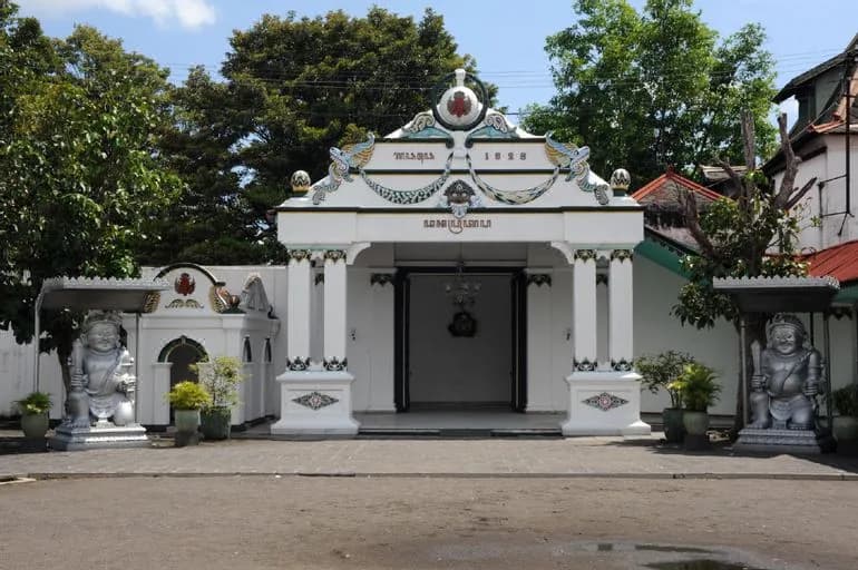 Hotel Sumaryo