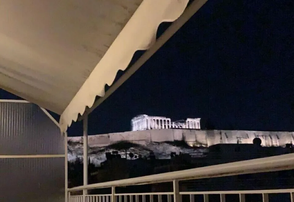Acropolis View Charming Loft