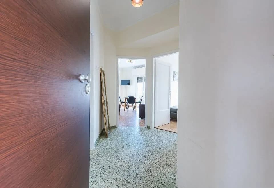 Super Paradise Apartments