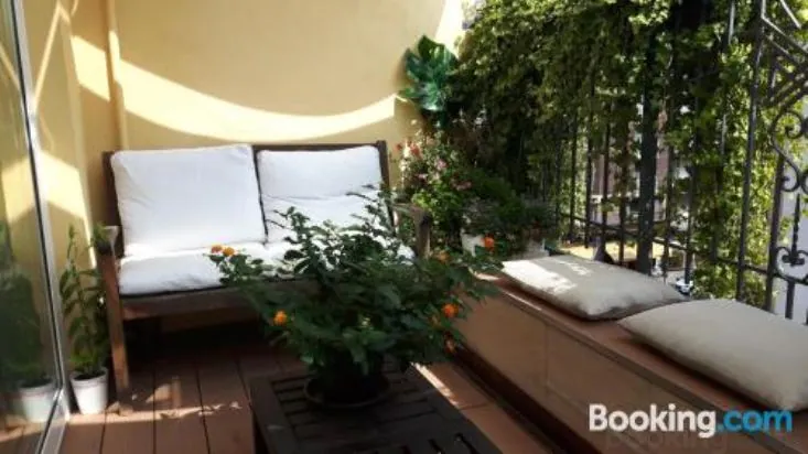 Bronzino House