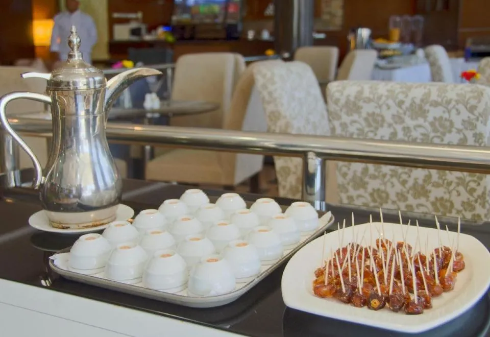 Al Farhan Suites Ishbillia