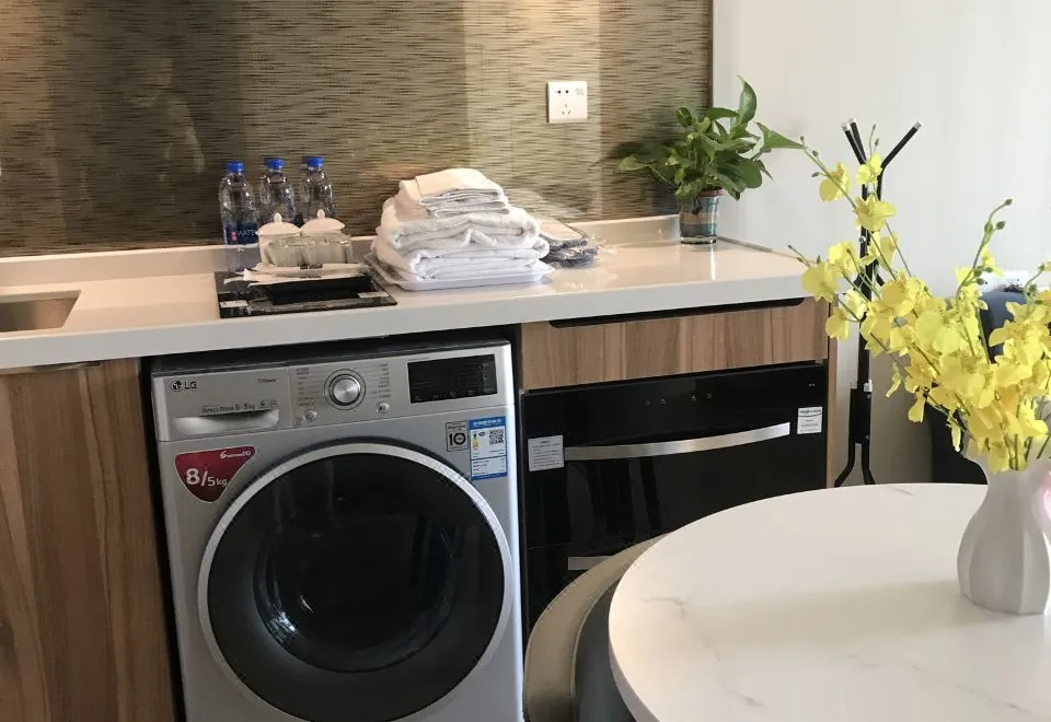 Guangzhou Grand Hyatt Hotel Apartment (Financial City Keyun Road Subway Station)