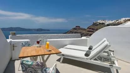Aura Suites