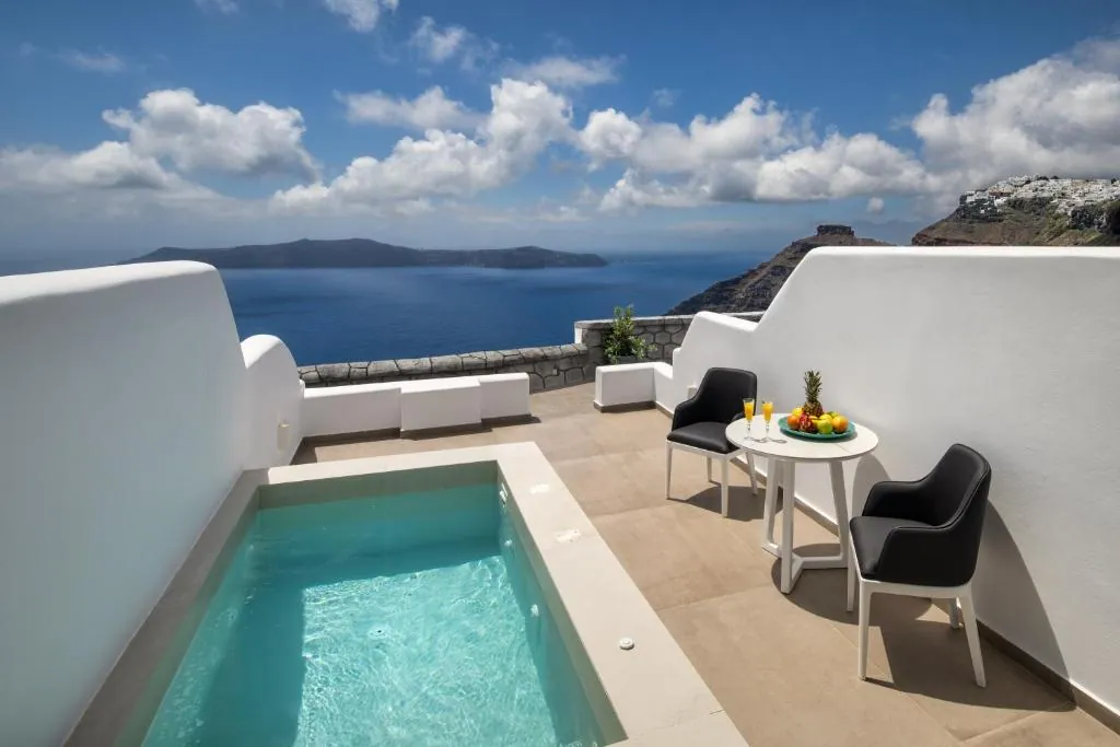 Aura Suites
