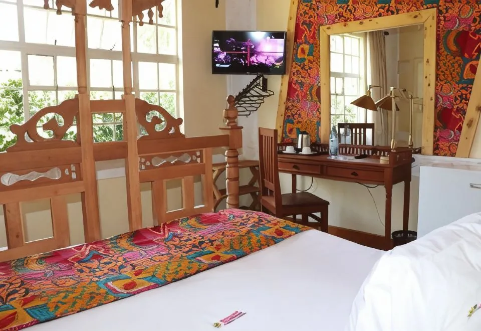 Parklands Shade Hotel