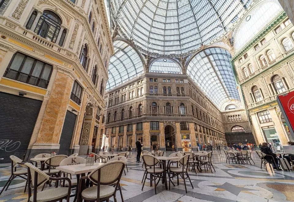 PC Boutique H Napoli Centro, by ClaPa Group