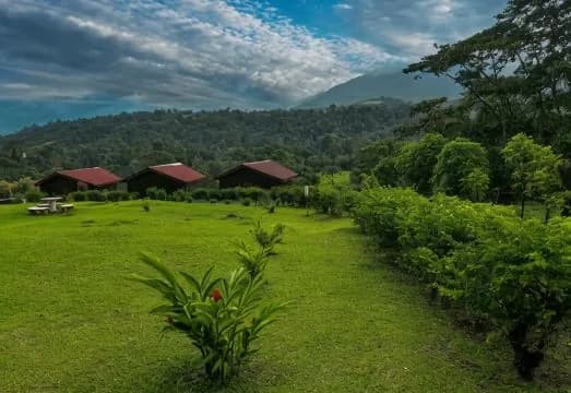 ARENAL ROCA LODGE