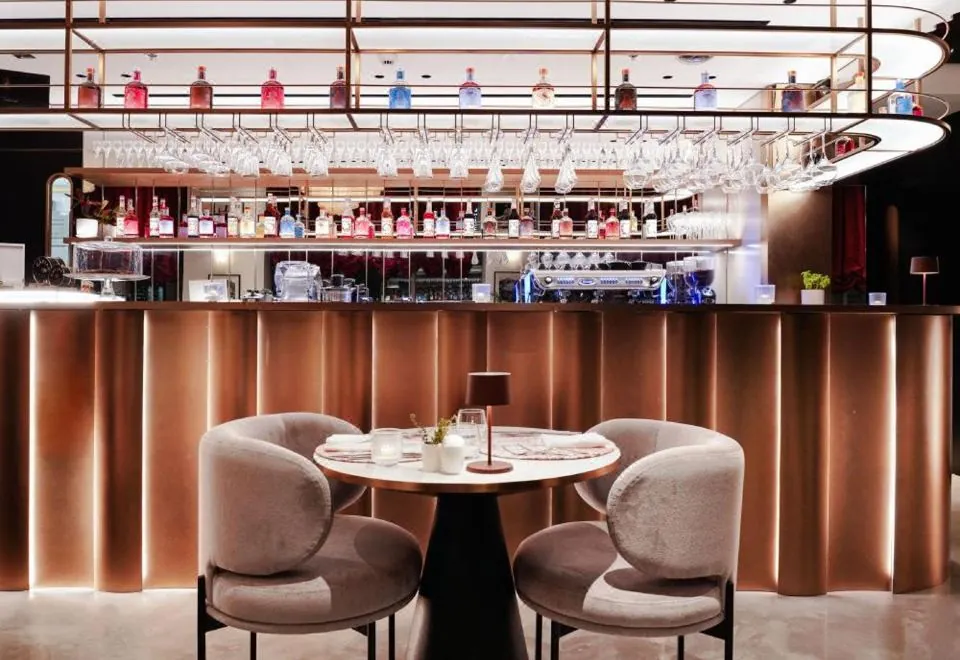 Lusso Hometels J One Business Bay