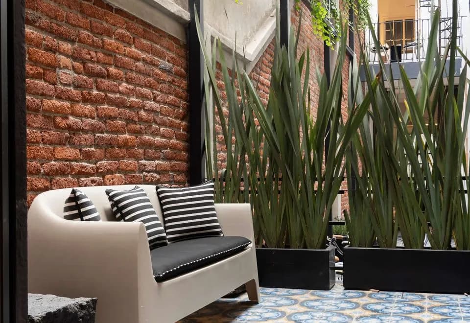Roso Guest House