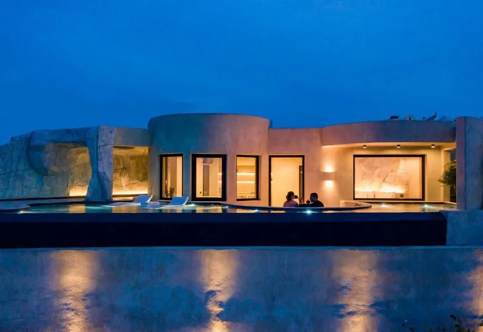 Senses Luxury Houses