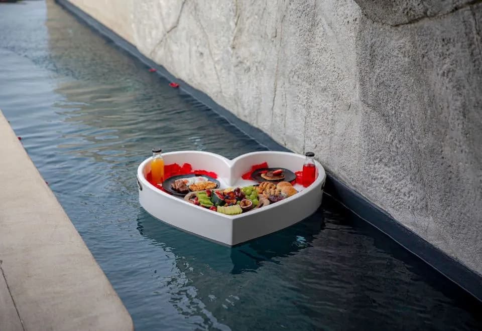 Senses Luxury Houses