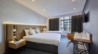 Handel's Hotel