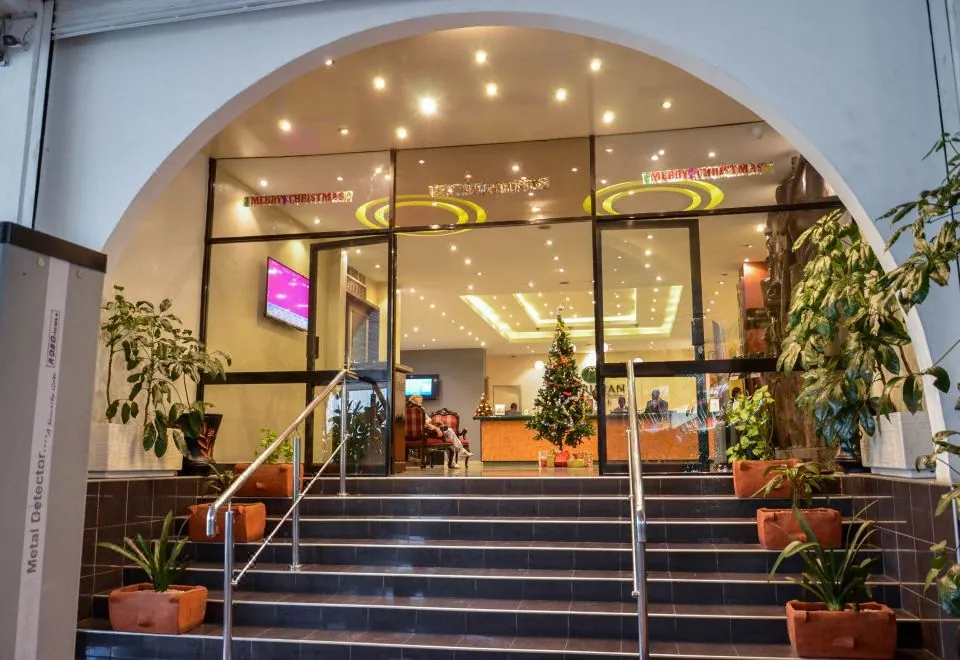 Best Western Plus Meridian Hotel