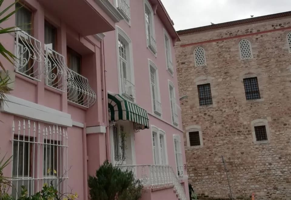 Turkoman Hotel
